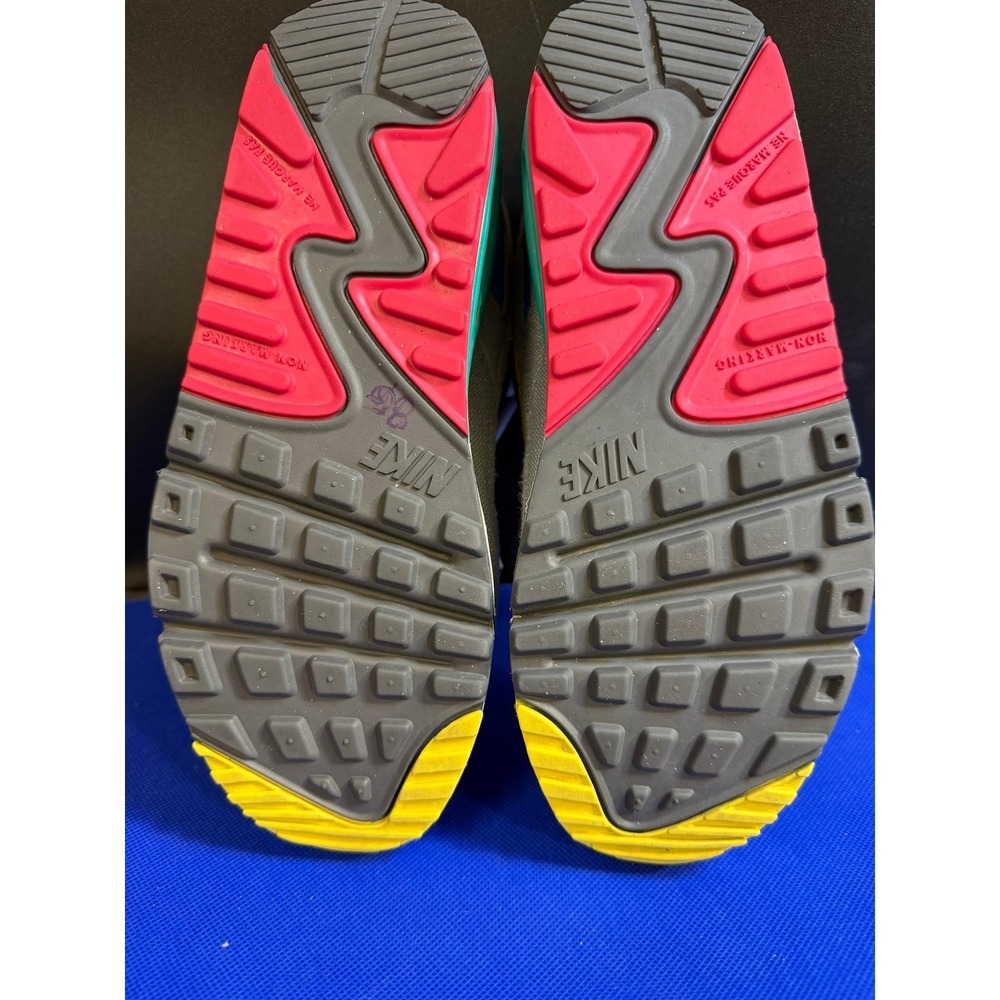 Nike Air Max 90 SE‎ GS "Just Do It" Kids Shoes DN4415 001 Size 5.5Y - Picture 5 of 7